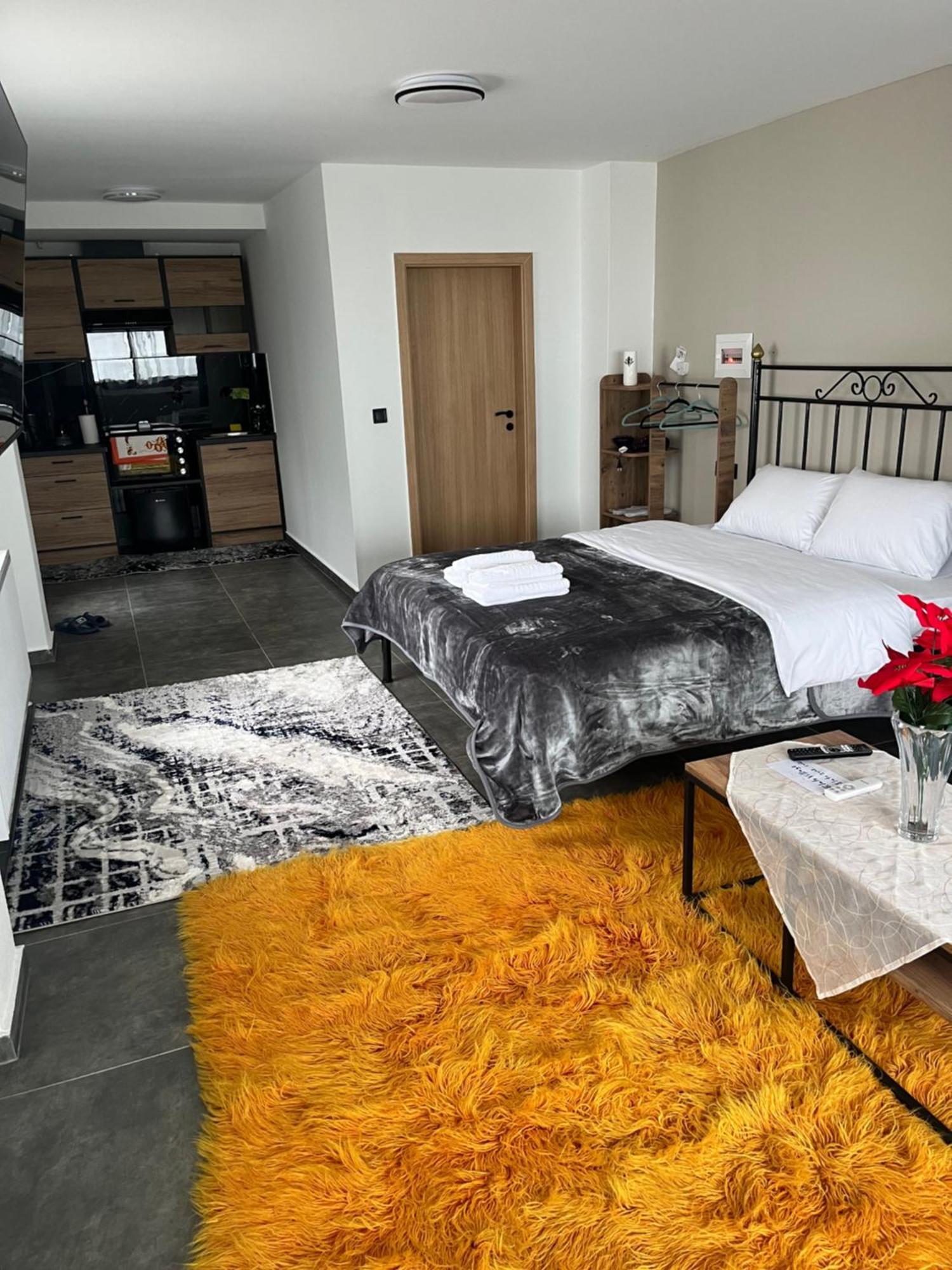 Elatovillage Apartment